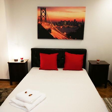 Martini Studio Apartment Bucureşti Ngoại thất bức ảnh