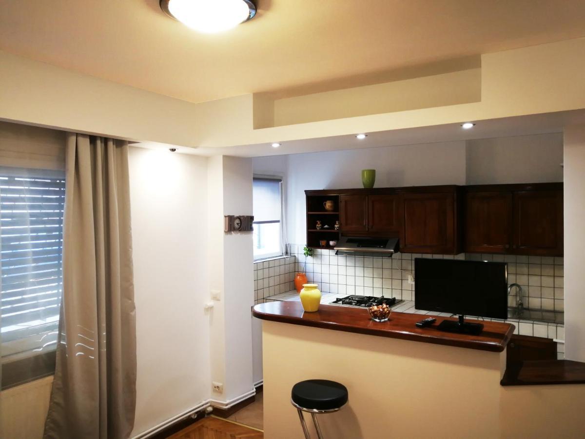Martini Studio Apartment Bucureşti Ngoại thất bức ảnh